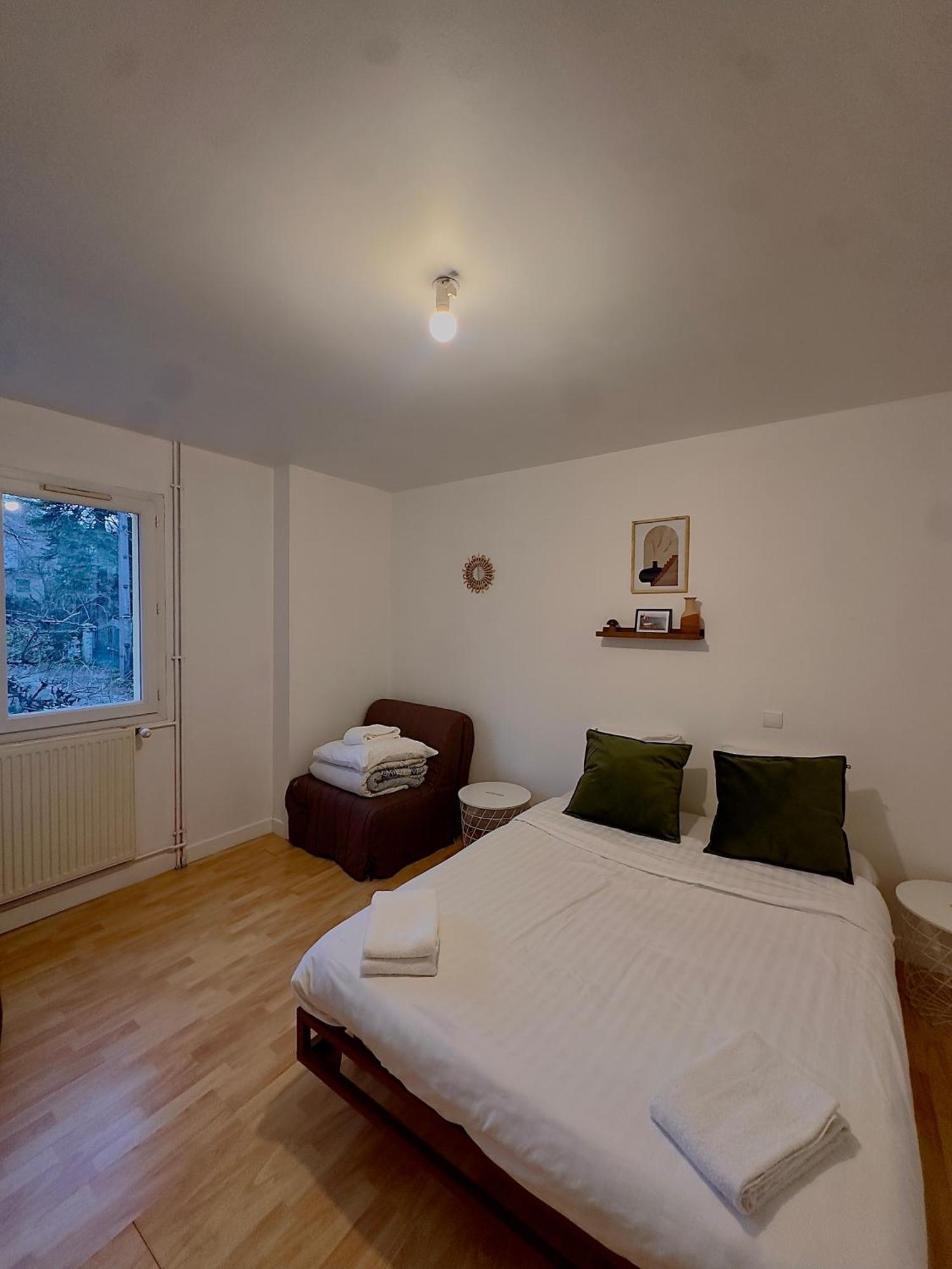 Appartement Chloe Du Lac Montferrat  Exteriér fotografie