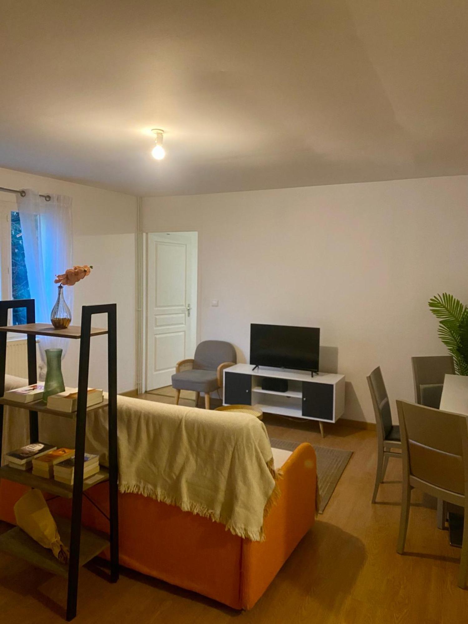 Appartement Chloe Du Lac Montferrat  Exteriér fotografie
